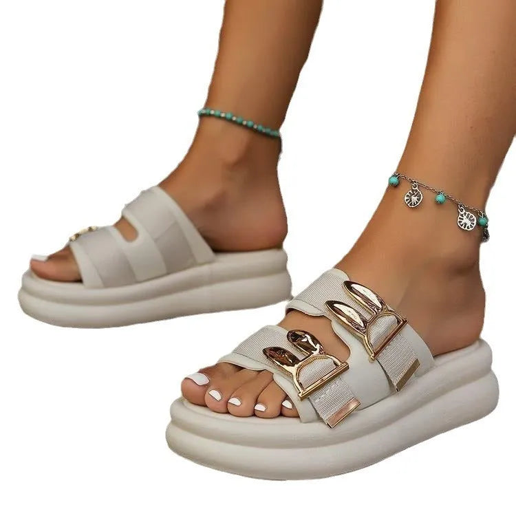 Women's slippers with suede upper and thick rubber sole in apricot colour
