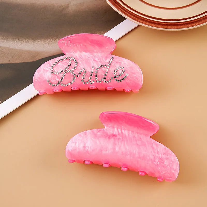 10cm acrylic hair clip with multi-diamond spot drill pattern and English letters