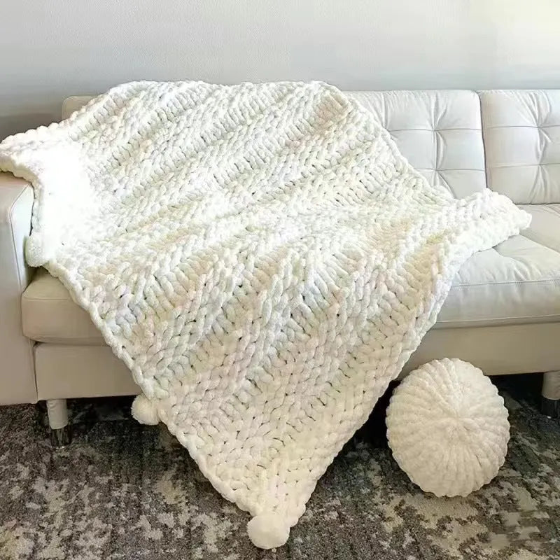 Chenille braided gravity blanket in colourful design with coarse yarn knitted texture