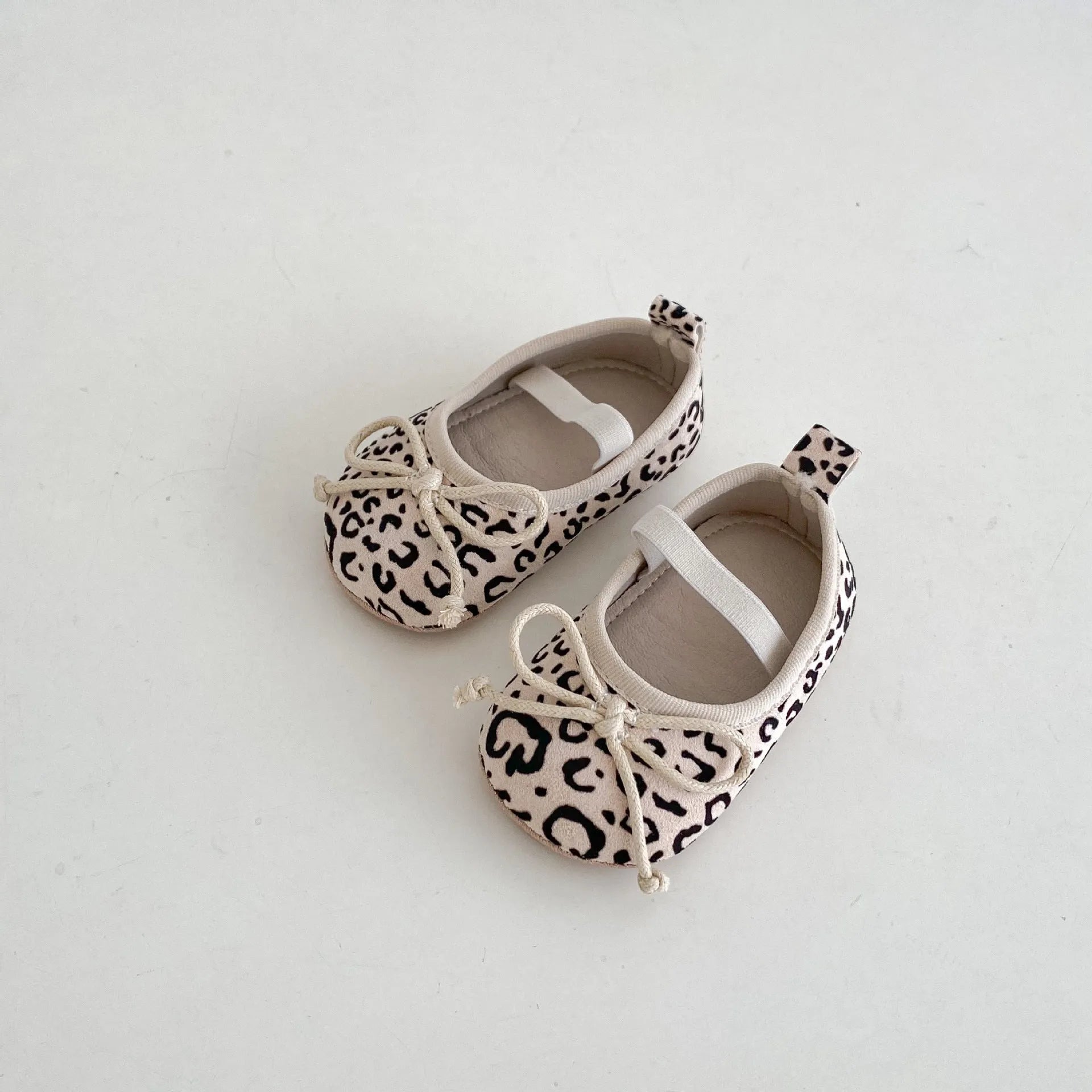 Infant baby girl soft bottom toddler shoes with Hu Die knot leopard print round toe rubber sole