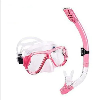 Diving goggles with transparent anti-fog lens and coloured PC frame with silicone strap