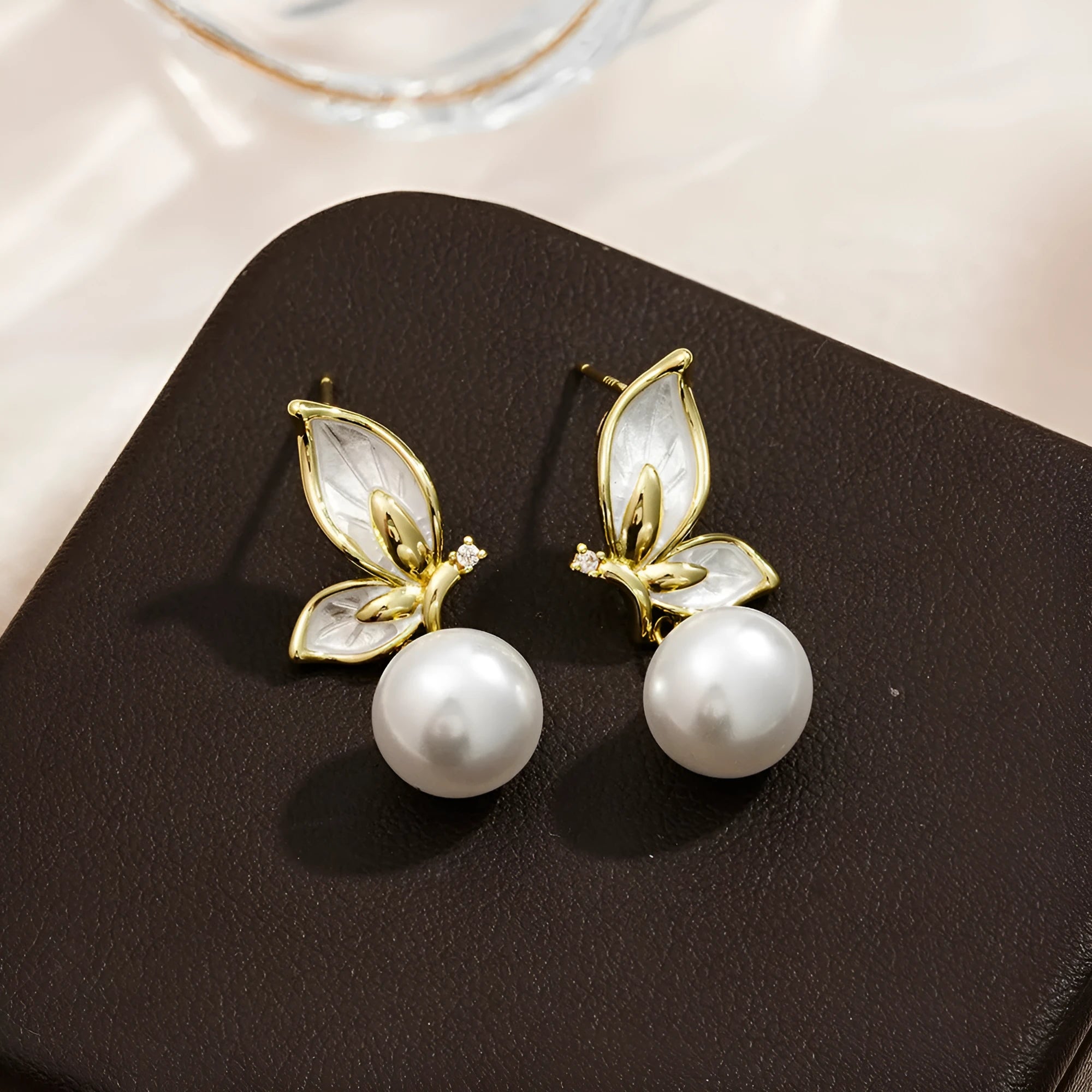 Copper butterfly earrings for women with zircon painting and electroplated finish in colour PT0203