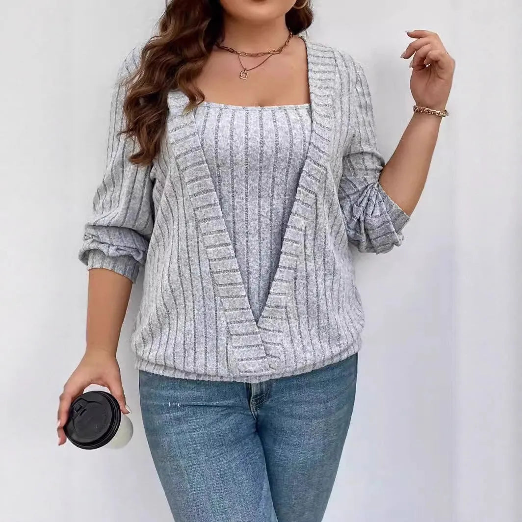 Solid colour rib fabric false two-piece suit with V-neck and long sleeves in loose fit