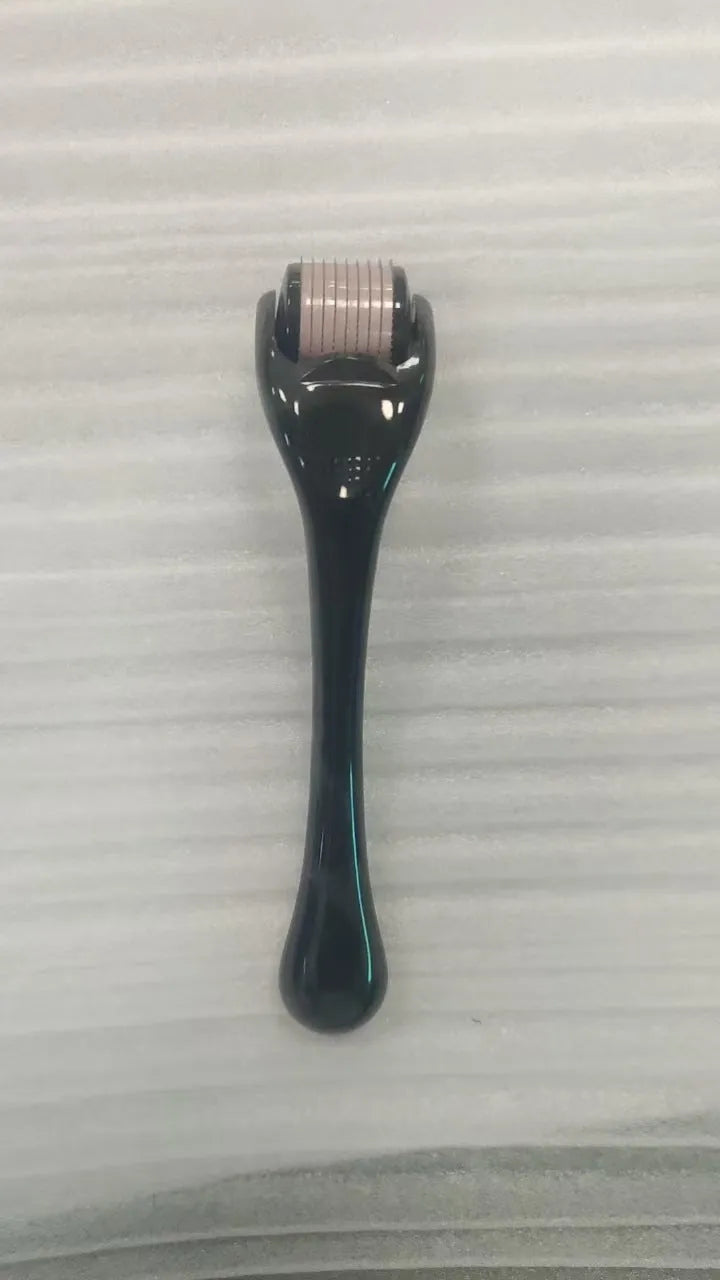 540 micro needle roller derma pen with coloured handle and wheel, shown with 0.2mm, 0.25mm, 0.3mm size options.