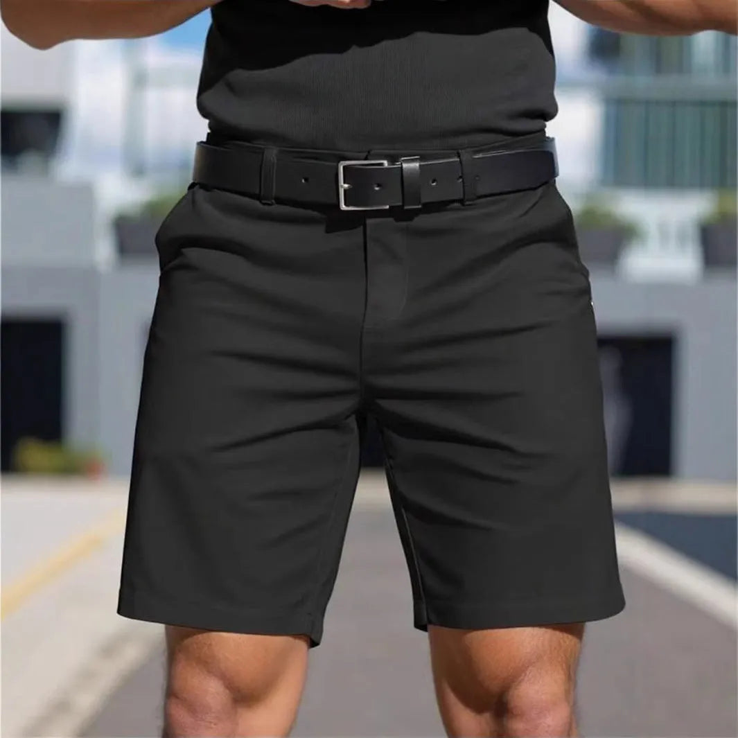 Men's solid colour fifth pants in straight leg cut with micro elastic polyester fabric