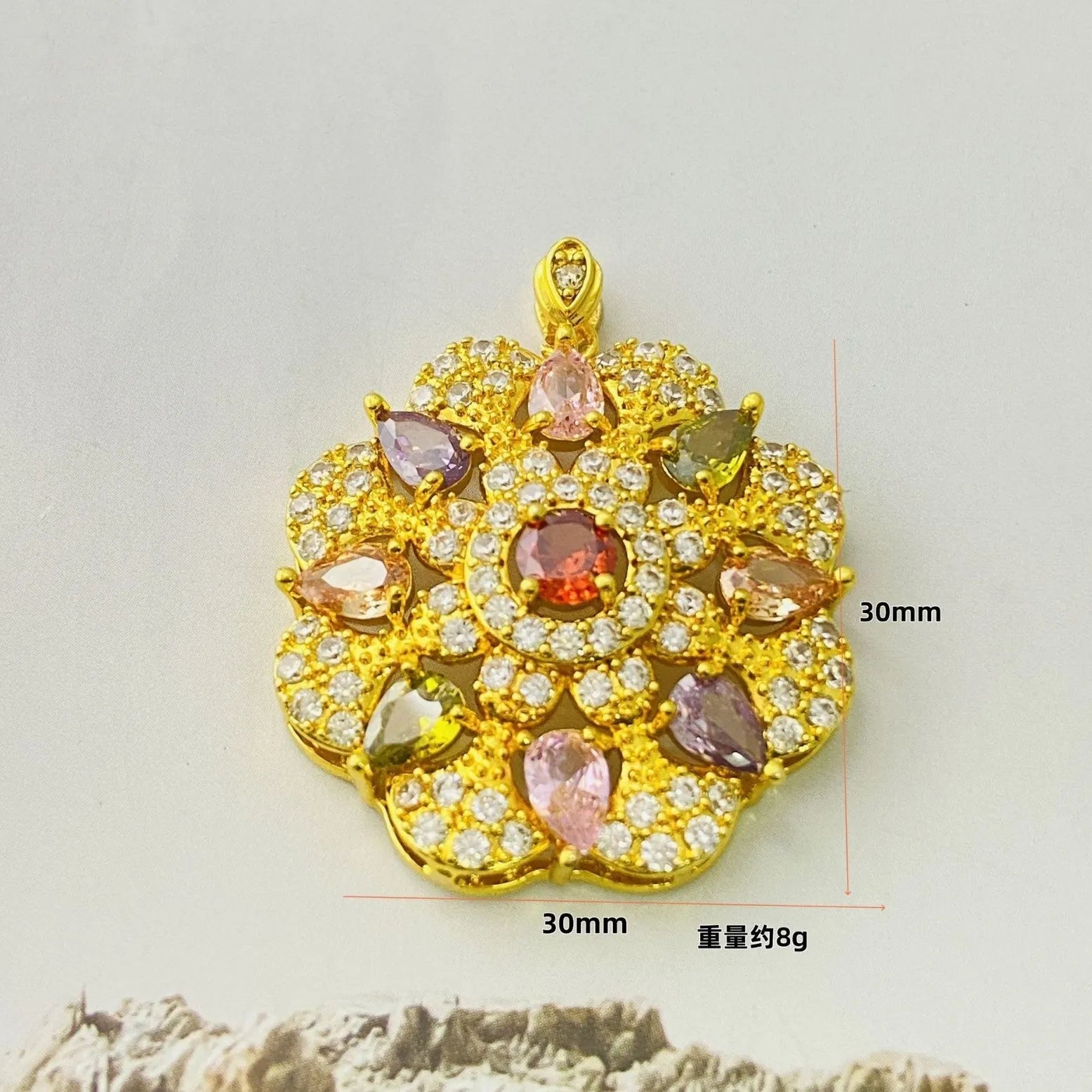 Women's zircon flower pendant necklace in gold, champagne gold or platinum colour with electroplated finish