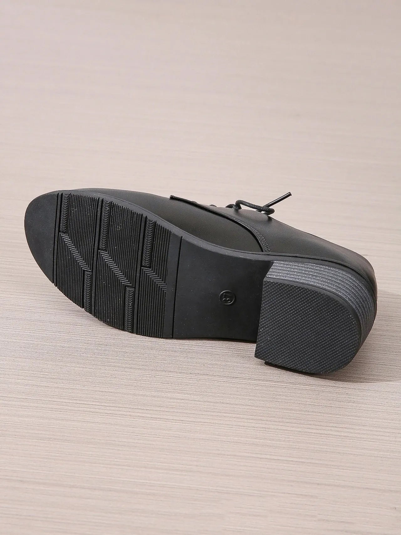 Black women's work shoes with thick chunky heel and professional PU leather upper