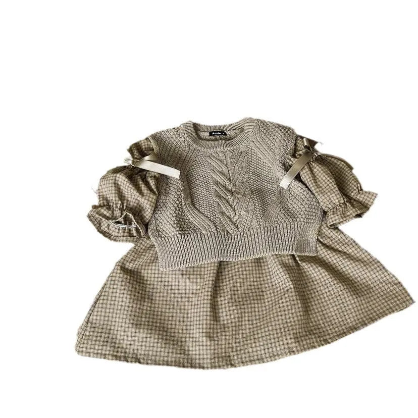 Girl's cotton plaid bow princess dress in light coffee plaid with long sleeves, suitable for heights 73-100cm