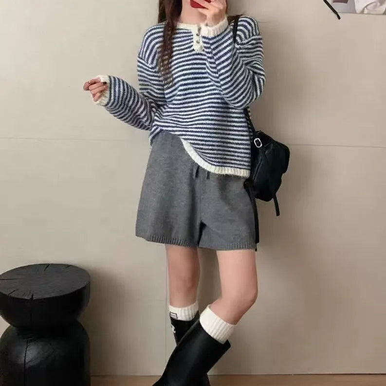 Retro striped cashmere sweater for women in free size pullover style