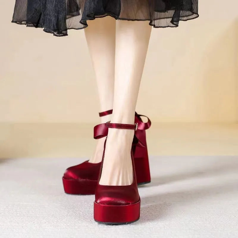 Women's chunky heel platform pumps in wine red with PU upper and rubber sole