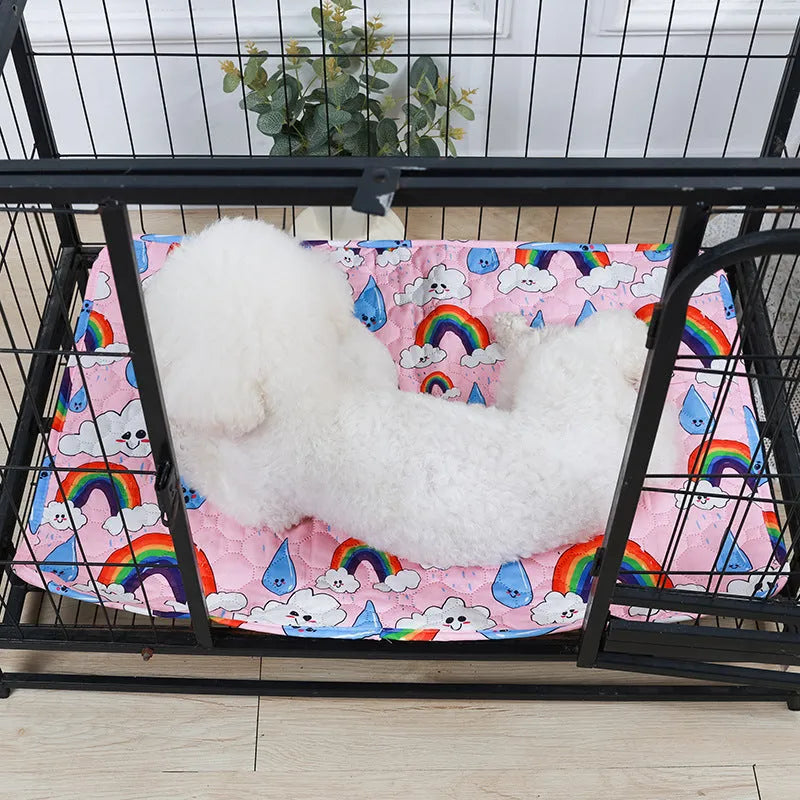 Reusable washable pet urine pad with colourful waterproof gasket patterns and non-slip backing