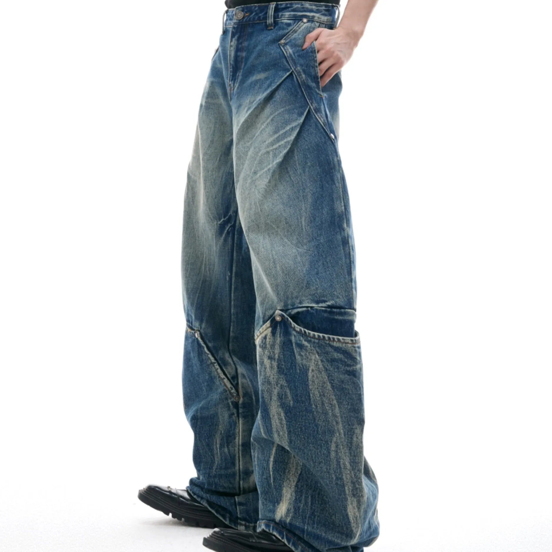 Men's verdant blue retro jeans with burst pattern and curved knife detailing
