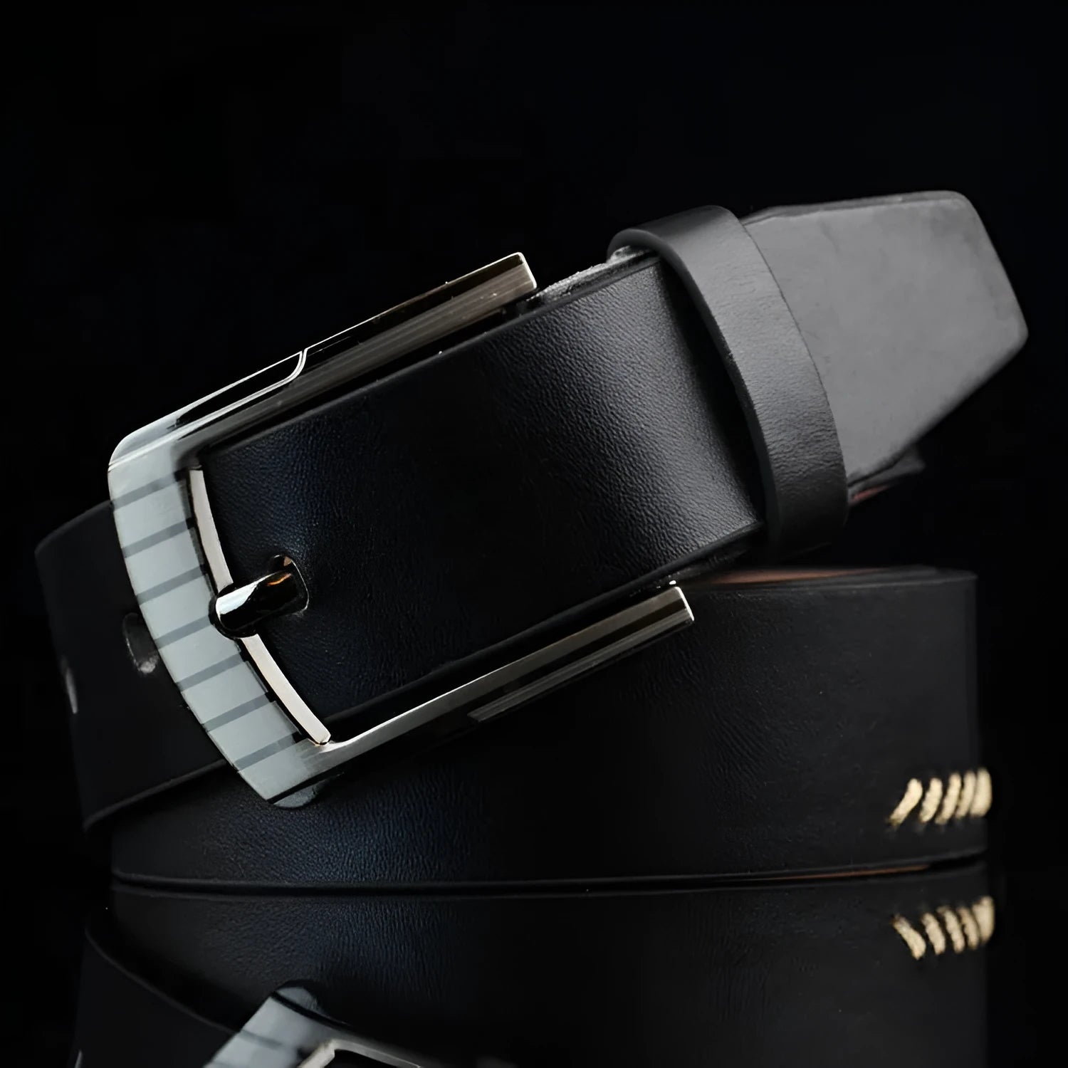 Men's threading casual student pin buckle belt in imitation leather with alloy buckle