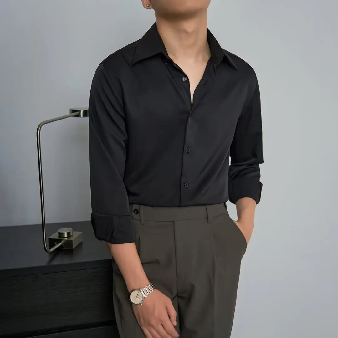 Man wearing a black loose-fit Korean style cardigan shirt with long sleeves and a Japanese retro design.