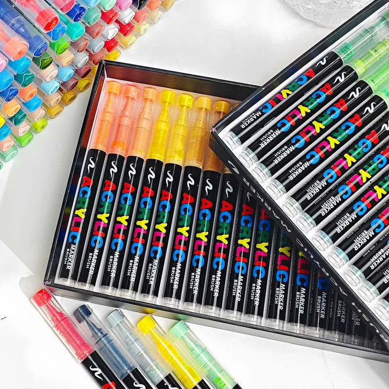 Set of liquid acrylic marker pens with soft head nibs for art and graffiti painting