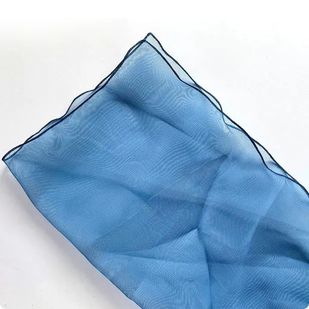 Silk flower bouquet packaging bag with arabesquitic pattern in five colour options