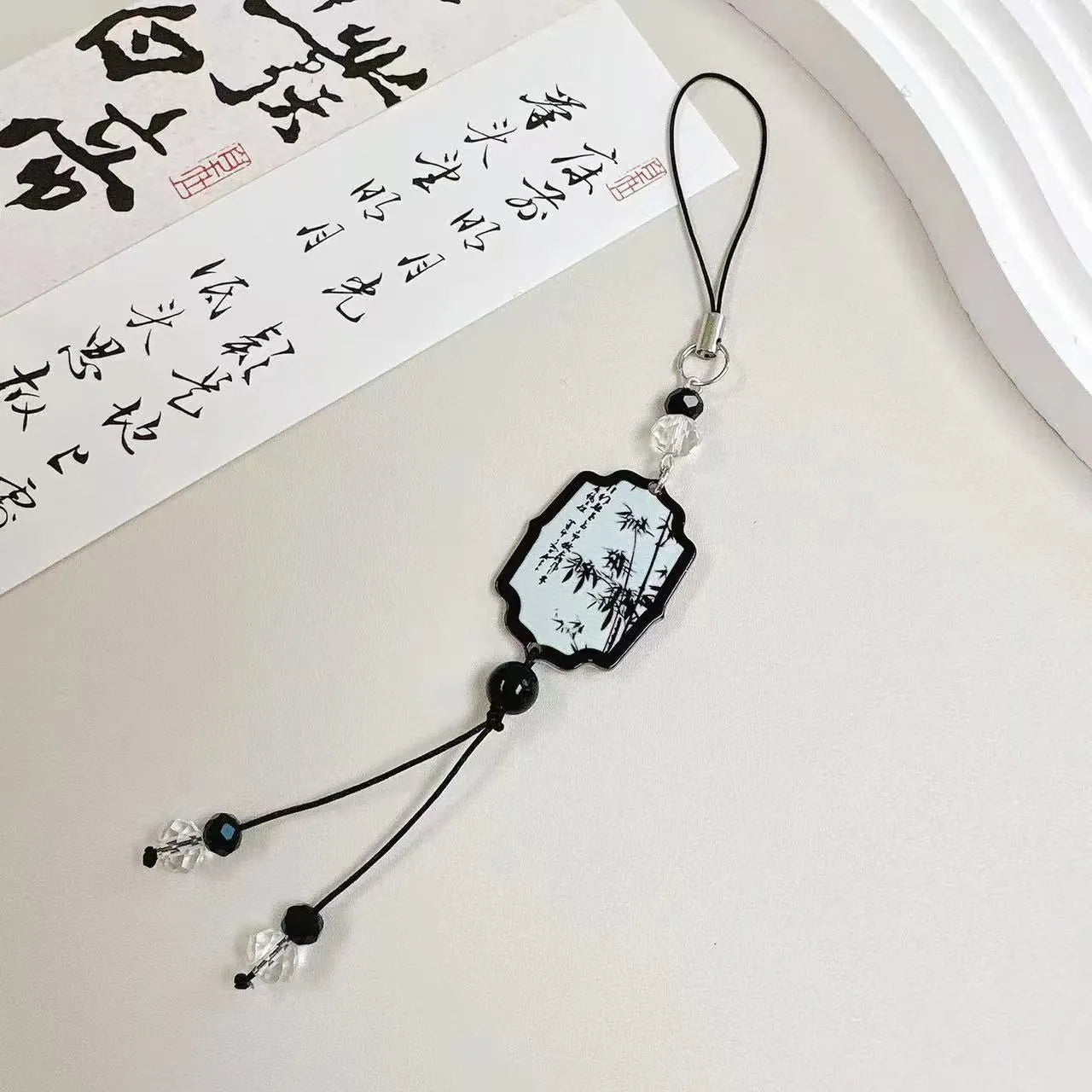 Guofeng Chinese-style floral bead keychain with baked varnish finish in Fan colour design.