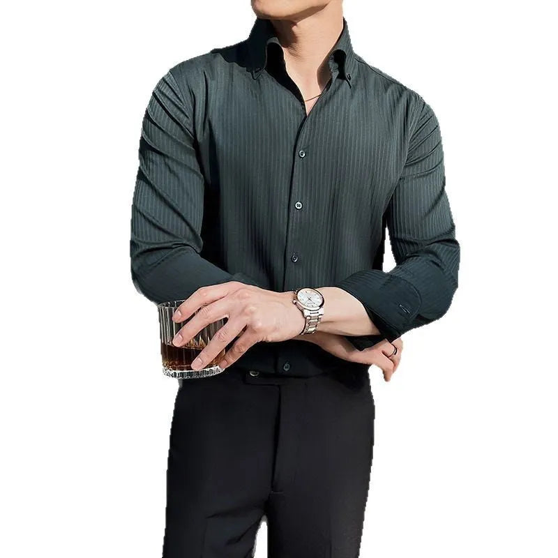 Men's striped V-neck long sleeve casual shirt in cardigan style