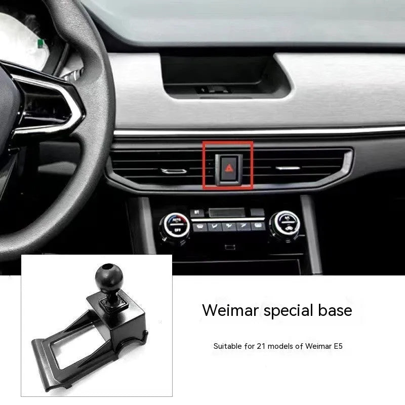 GOODWAY car mobile phone bracket with 360-degree rotation mounted on vehicle dashboard