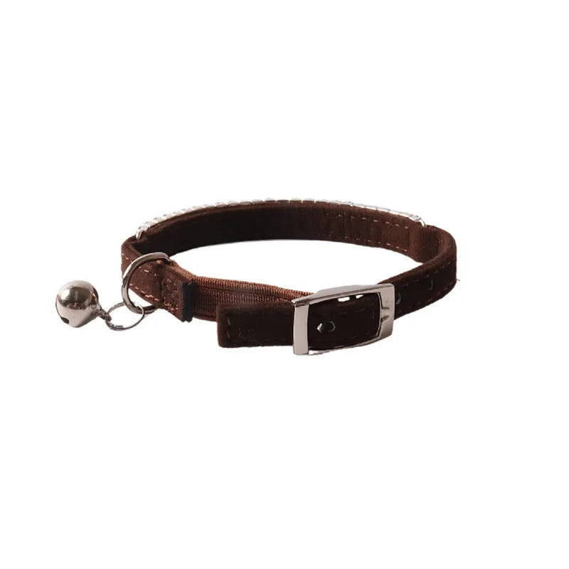 Flannel-lined cat collar with elastic buckle in six colour options