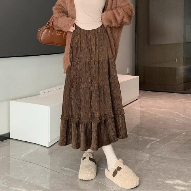 Women's solid colour corduroy A-line midi skirt with elastic waistband in milky white