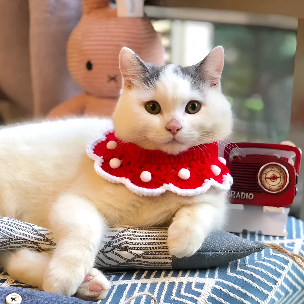 Knitted milk cotton pet collar with cartoon pattern in four sizes for small to medium dogs cats rabbits