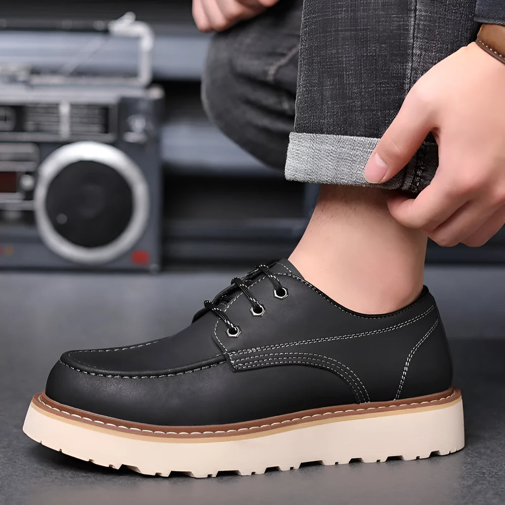 Men's black low-top Martin boots with round toe and rubber non-slip sole
