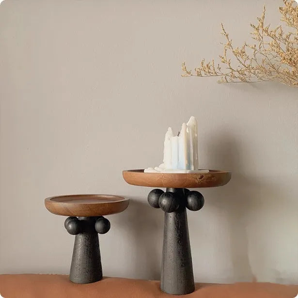 Round high-legged wooden tray in modern simplicity style for home décor displays
