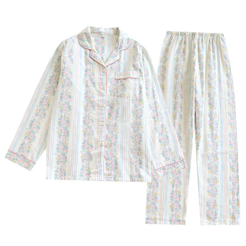 Ladies' cotton gauze homewear set with long sleeves and trousers in striped or fruit print patterns