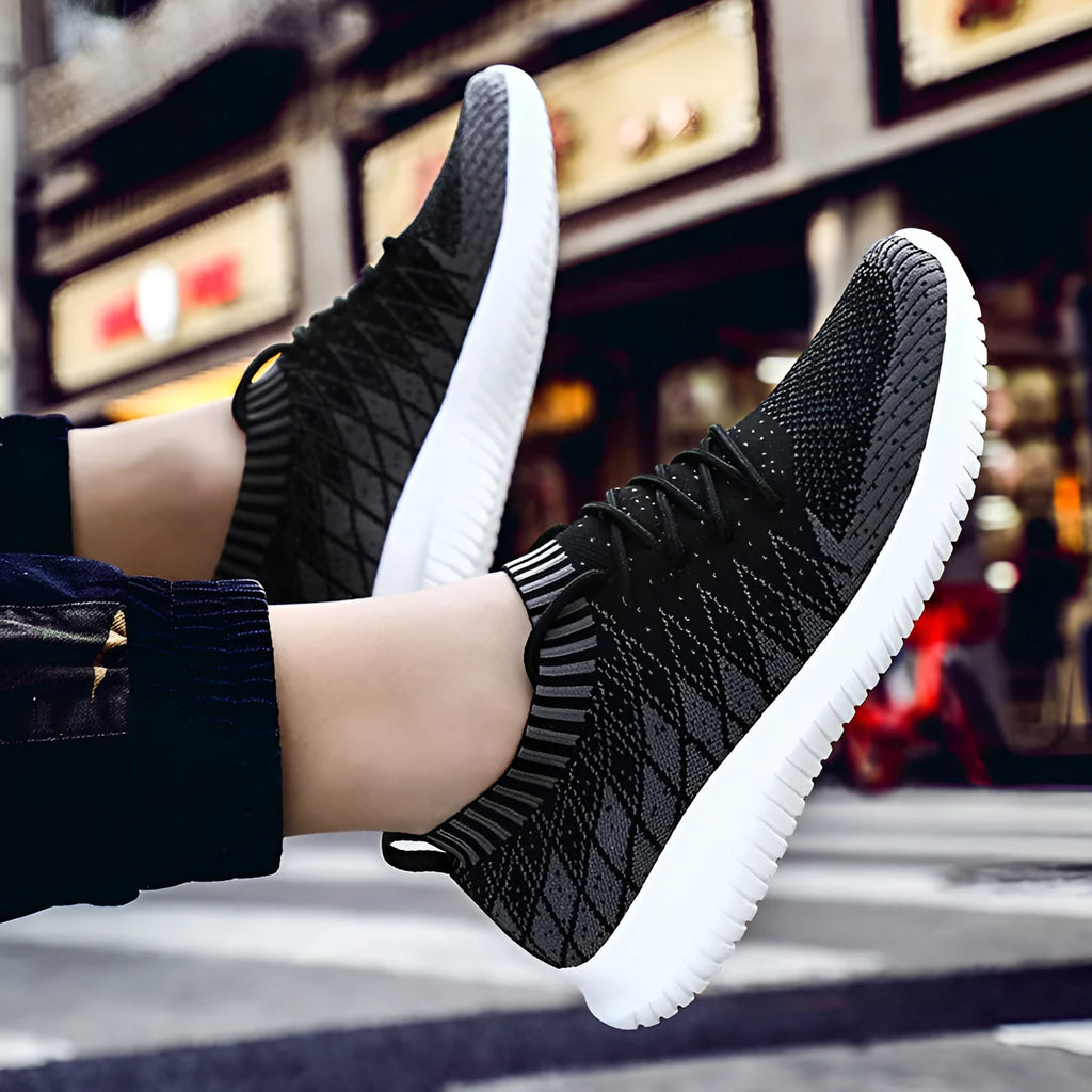 Flying Woven men's camouflage low-top Flyknit running sneakers with EVA sole, dark gray
