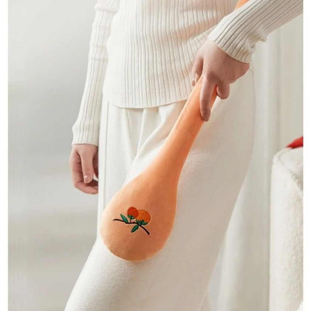 48 cm persimmon-coloured back pounding stick with meridian flap and zipper closure