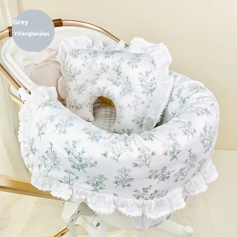 Pet stroller three-piece set showing removable cotton towel, cushion and pillow for cats and dogs