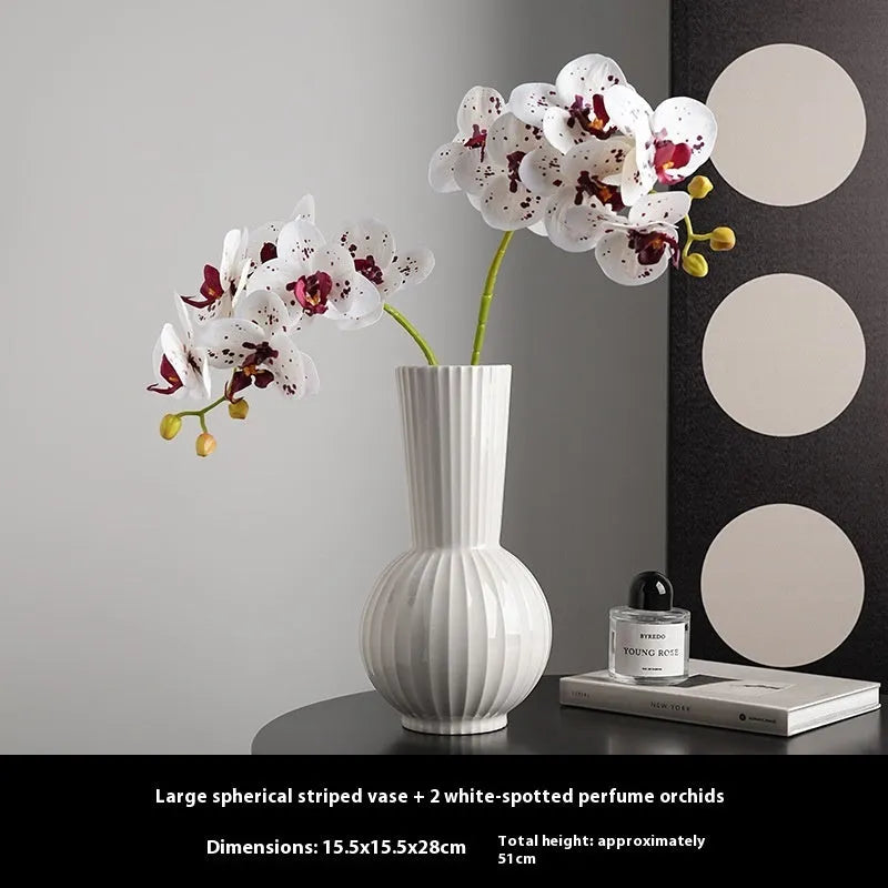 White ceramic ball striped vase with American country styling for table centrepiece decoration