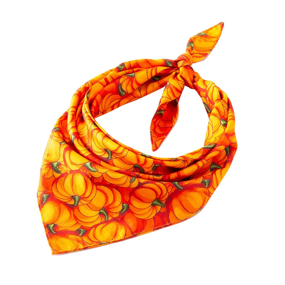 Halloween pet saliva towel with ghost print on cotton fabric, 48x48x70cm, for cats and dogs