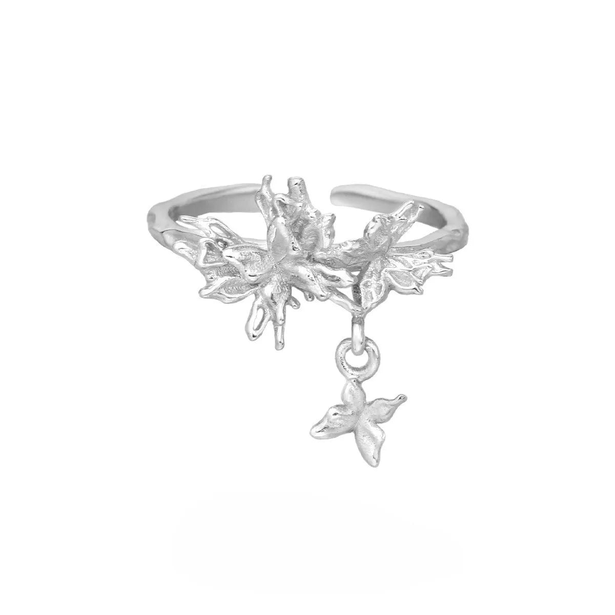 Adjustable silver ring with butterfly design in gold or white gold finish