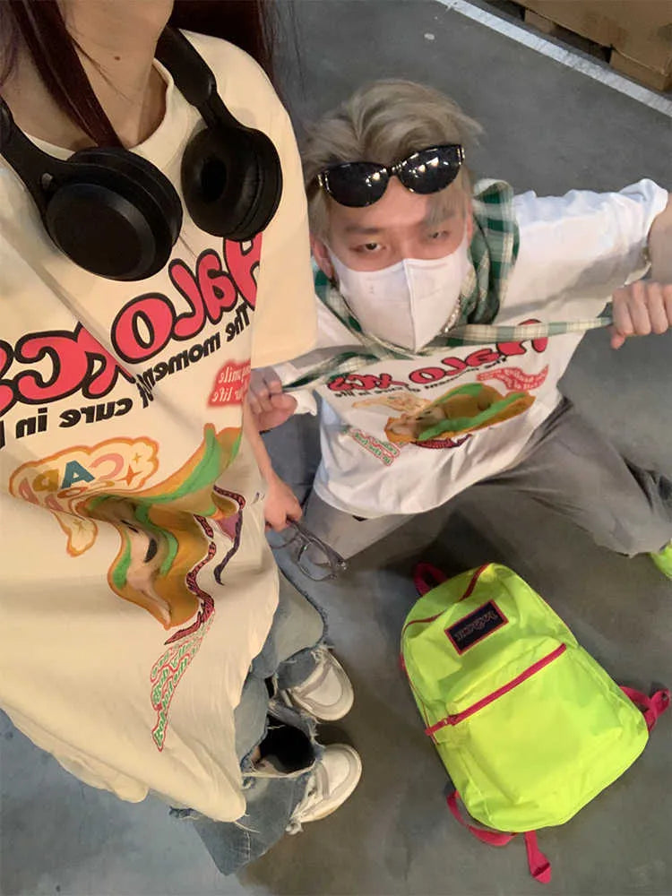 Cartoon hamburger dog printed loose fit cotton T-shirt in white colour