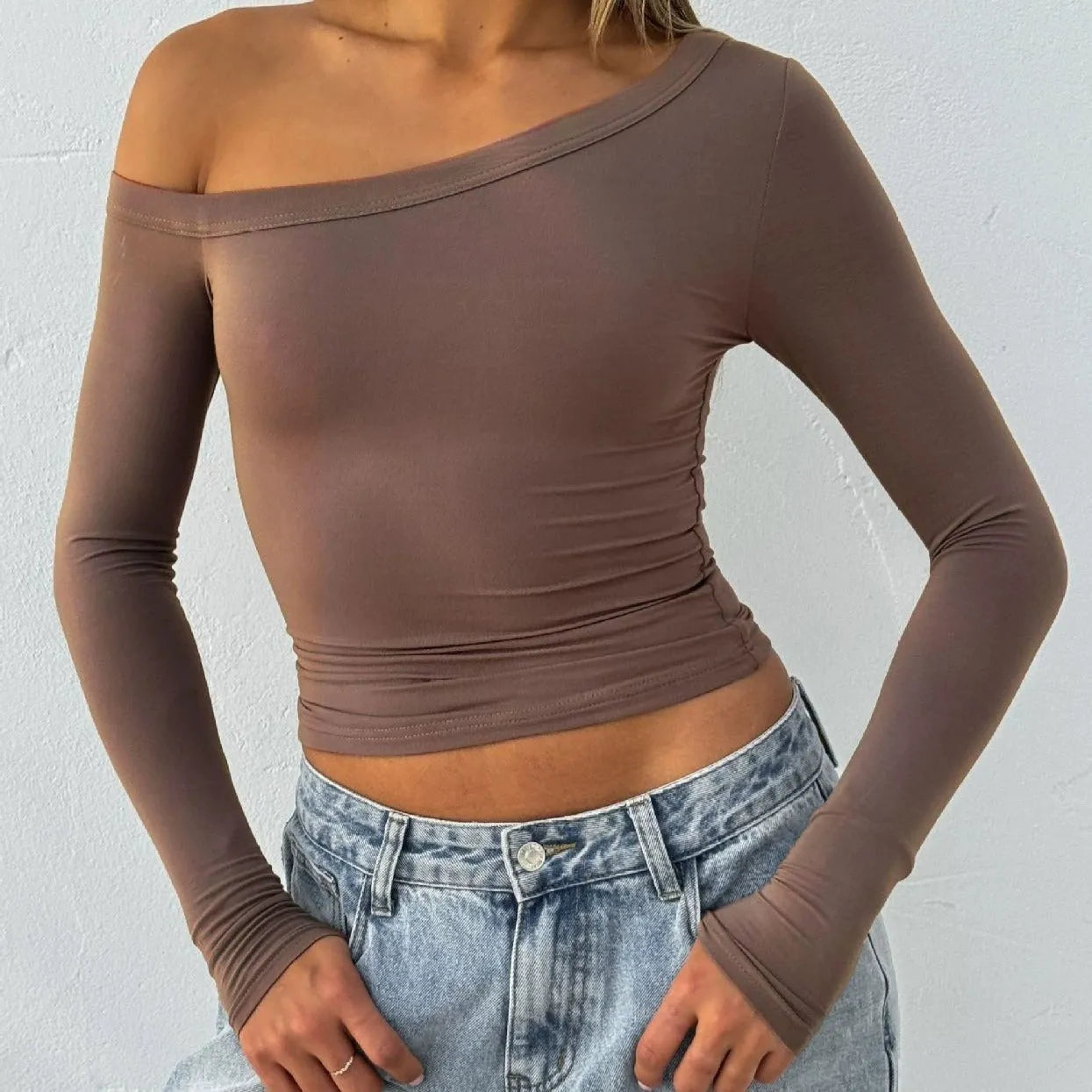 Women's solid colour knitted cardigan with cross shoulder straps and long sleeves in slim fit design