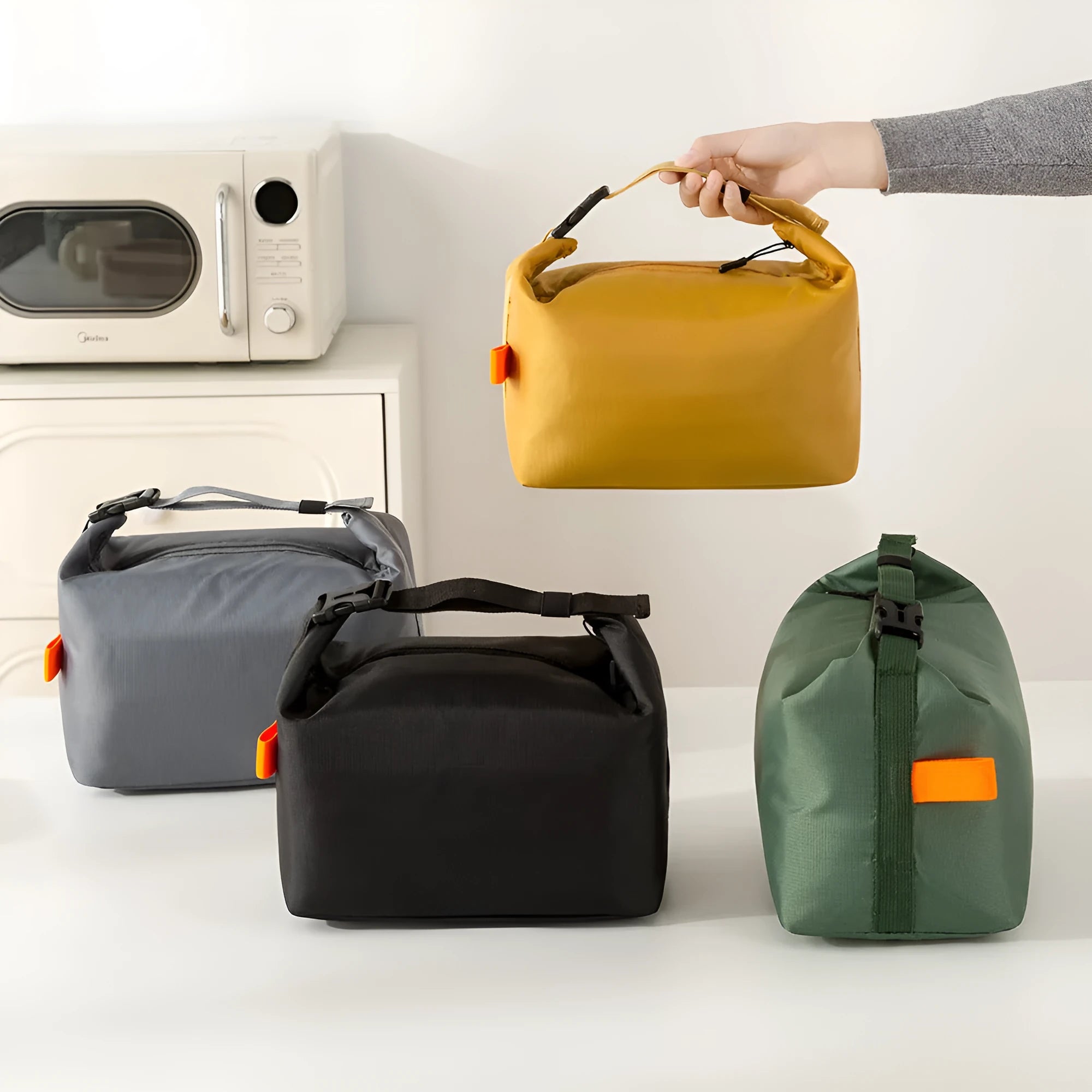 Japanese-style insulated lunch bag in waterproof Oxford cloth showing Army Green colour option
