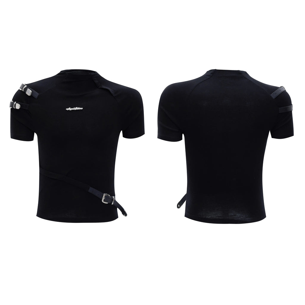 Men's slim fit T-shirt with metal belt design and stand-up collar in cotton
