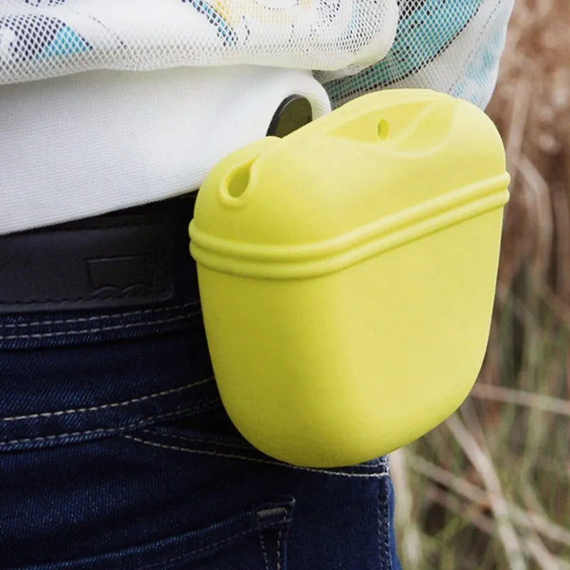 Silicone dog training treat waist bag with clip and magnetic semi-closed opening in assorted colours