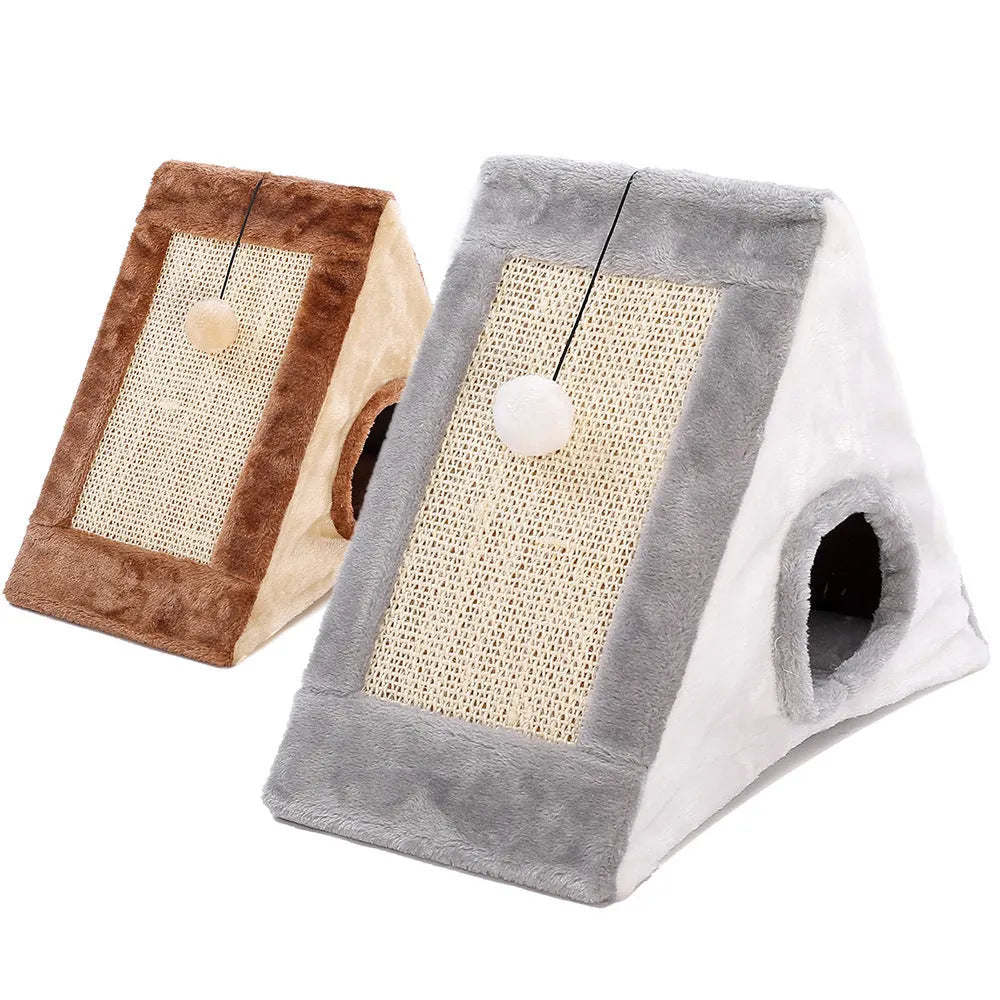 Triangle-shaped cat scratching post with sisal surfaces and integrated plate fur cushion bed
