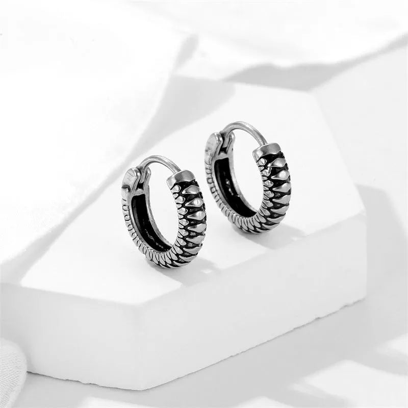 Silver geometric retro twist earrings with stripe design and round elements