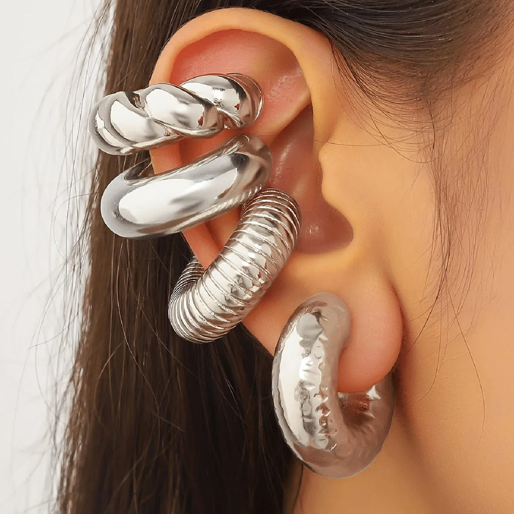 Geometric CCB metal ear clip set in gold or silver colour with four pieces for non-pierced ears