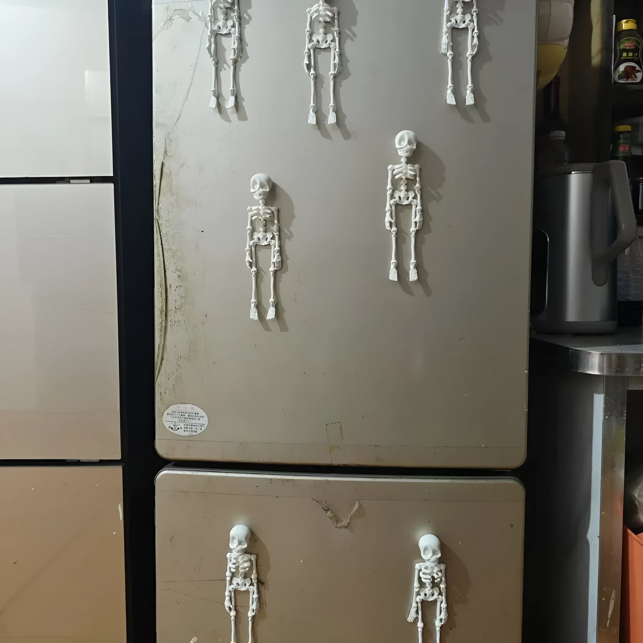 3D printed PLA skull refrigerator magnet in multiple colour options for Halloween decoration