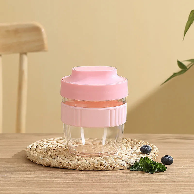Green plastic salad cup with breakfast oat lid and spoon, leak-proof microwave-safe container