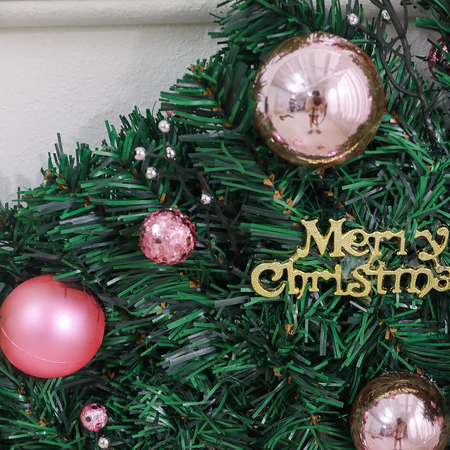 2.7 metre pink Christmas rattan vine garland with 240 decorations and optional LED lights