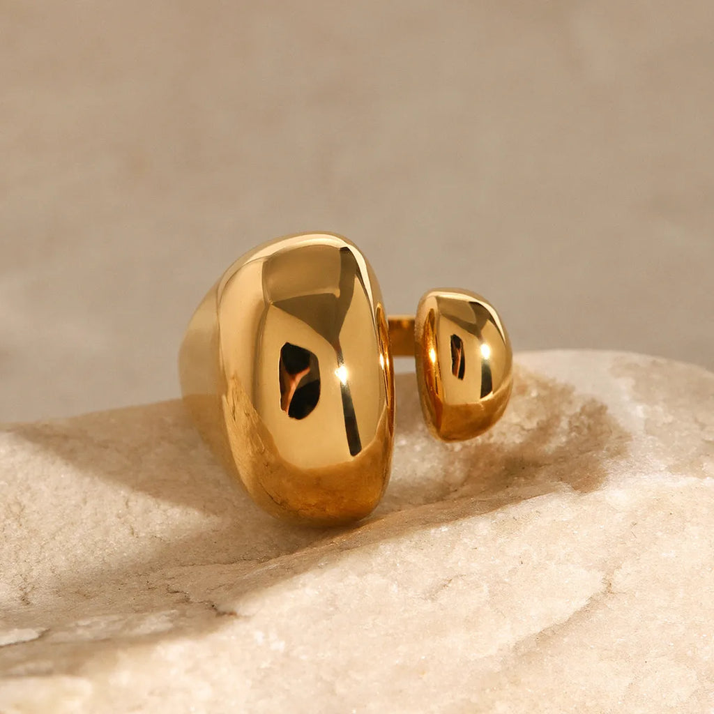 Women's geometric open ring in stainless steel with electroplated JDR2405081 finish