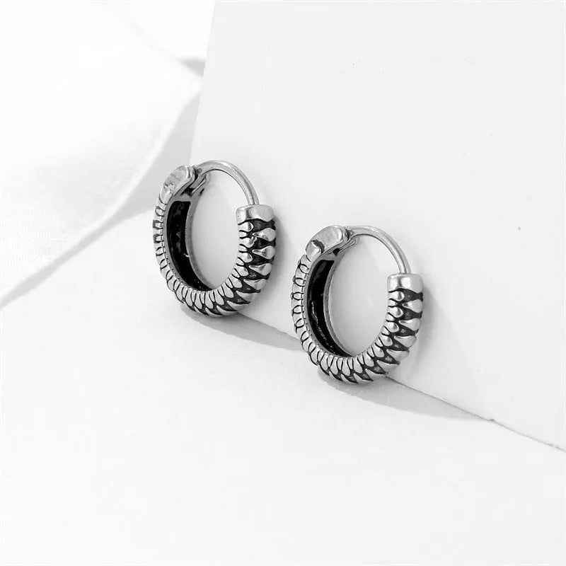 Silver geometric retro twist earrings with stripe design and round elements