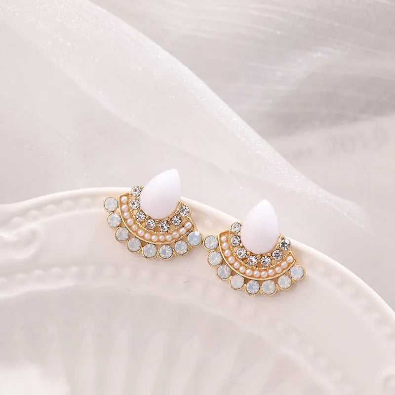 Women's retro fan-shaped rhinestone earrings with sterling silver needle and electroplated silver finish