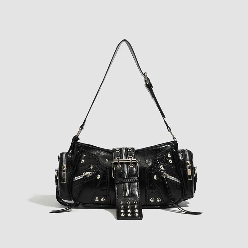 Black dumpling-shaped retro handbag with oil wax leather and three-dimensional pocket design